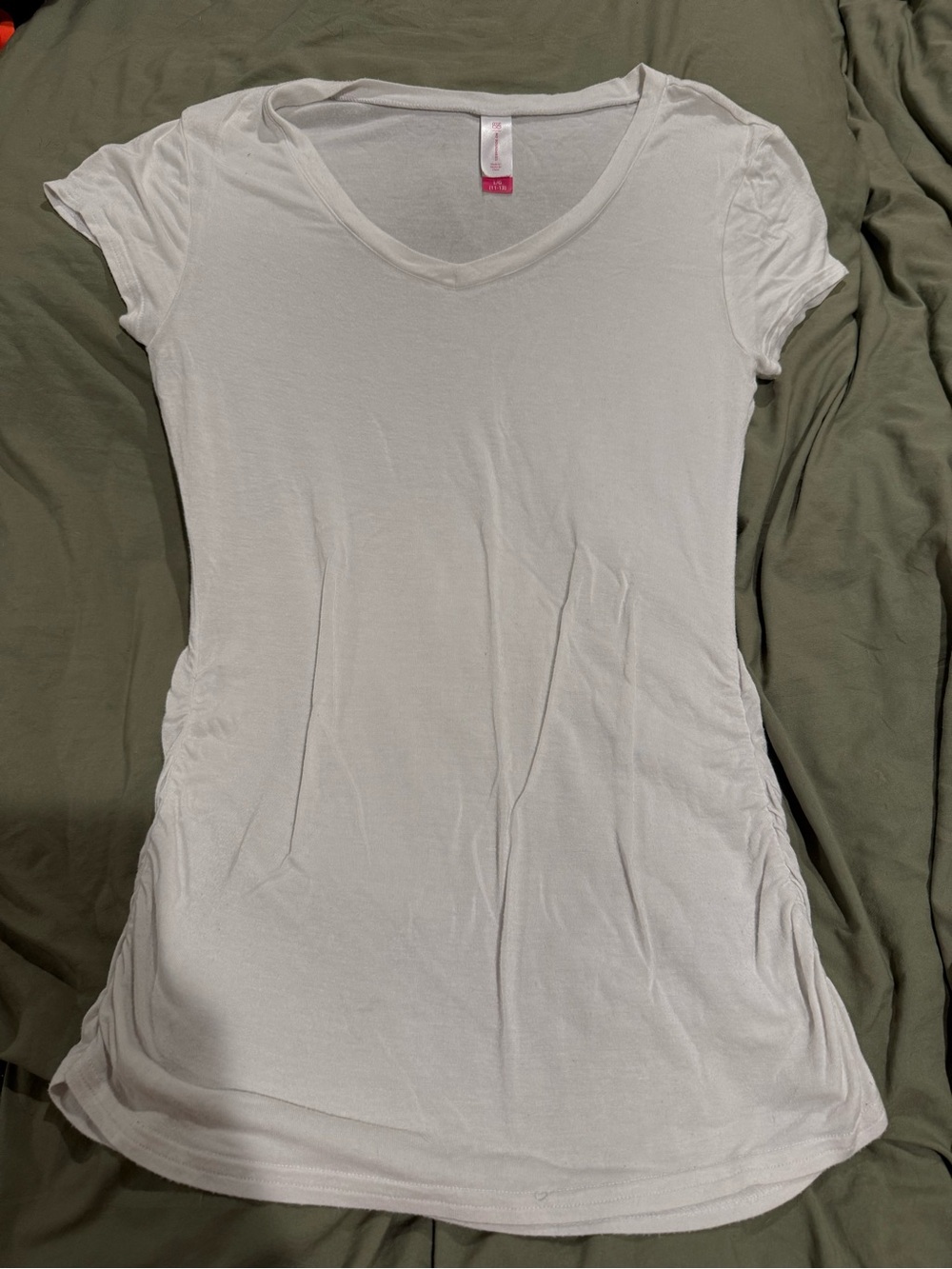 No Boundaries White Scoop Neck Short Sleeve Tee